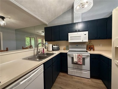 Discover effortless living in this beautifully maintained - photo 5