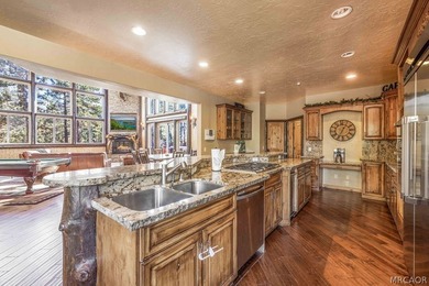 Set on over an acre in the highly sought-after Meadowbrook - photo 13