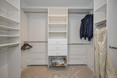 Experience refined living in this exquisitely crafted and - photo 13