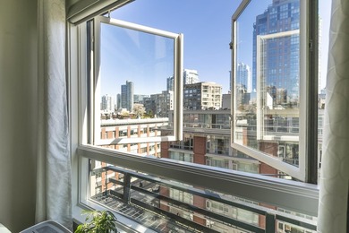 If you've been looking for a studio in Yaletown this is the one! - photo 16