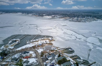 Awesome panoramic views of the Metedeconk river. Perched high on - photo 7