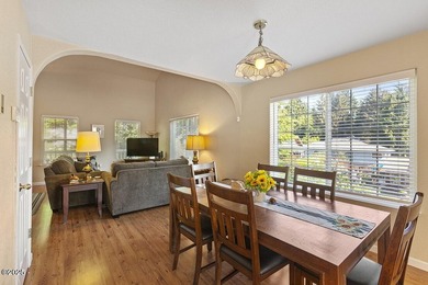 Beautiful 3-Bedroom Home in the Heart of Lincoln City Move right - photo 9