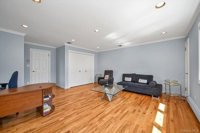 Experience refined living in this exquisitely crafted and - photo 19