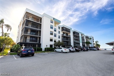 Welcome to Schooner Bay, a resort-style waterfront community - photo 21