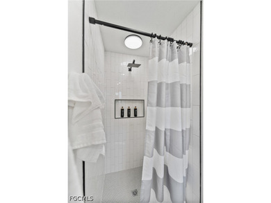 Completely Renovated Ranch Home on an Oversized Double Corner - photo 29