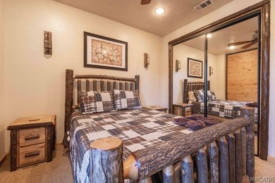 Set on over an acre in the highly sought-after Meadowbrook - photo 32