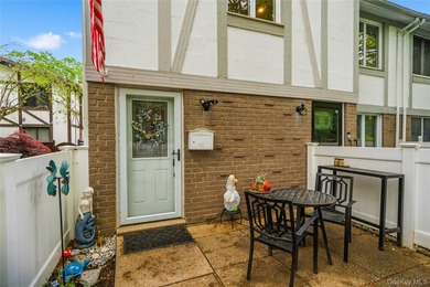 Welcome to this move-in ready Blair model second floor - photo 5