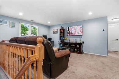 Welcome to this move-in ready Blair model second floor - photo 9