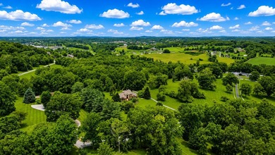 Exceptional DC Trimble custom-built home offered for the first - photo 5