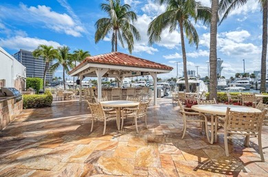 Stunning direct views of the Atlantic Ocean and the beautiful - photo 25