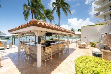 Stunning direct views of the Atlantic Ocean and the beautiful - photo 26