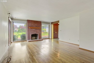 Best value! Opportunity awaits with this rare single-level home - photo 7