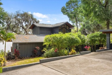 Lake Home For Sale in Altamonte Springs, Florida