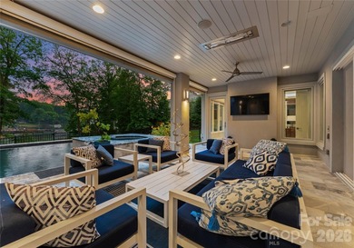 Rare opportunity to own a Simonini-built contemporary waterfront - photo 34