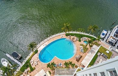 Stunning direct views of the Atlantic Ocean and the beautiful - photo 35