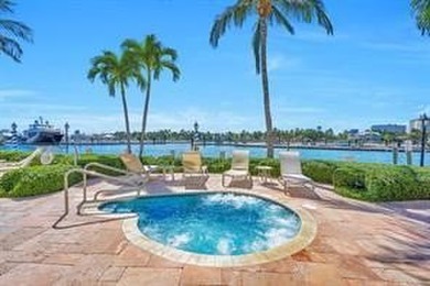 Stunning direct views of the Atlantic Ocean and the beautiful - photo 37