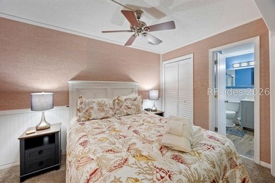 This well-maintained one-bedroom oceanside villa is located - photo 8