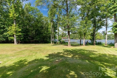 Experience the best of Lake Wateree waterfront living in this - photo 7