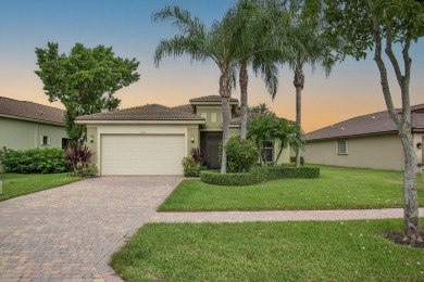 Lake Home For Sale in Delray Beach, Florida