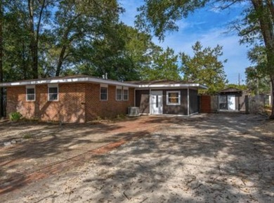 Discover the perfect blend of comfort, character, and location - photo 9