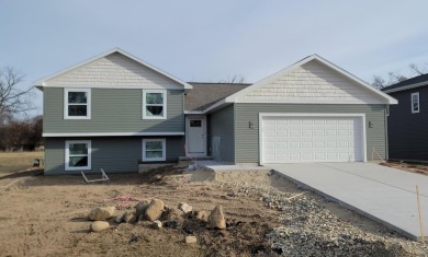 Lake Home For Sale in Edgerton, Wisconsin