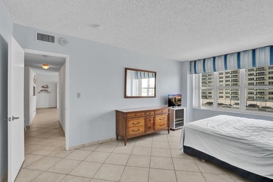 Priced to sell! Wake up to spectacular, unobstructed ocean views - photo 22