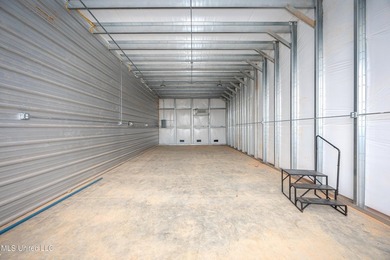 Here is your chance to OWN not Rent 1000sq ft of storage for you - photo 23