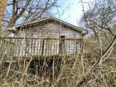 Kentucky River - Clark County Home Sale Pending in Hazard Kentucky