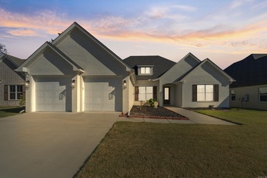 Hurricane Lake Home For Sale in Benton Arkansas