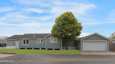 Vermilion River - Lafayette Parrish Home For Sale in Lafayette Louisiana
