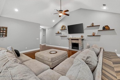 Beautiful 4-bedroom home in sought-after Carriage Gate - photo 11