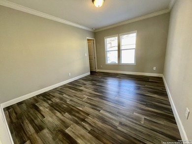 BACK ON THE MARKET DUE TO BUYER'S FINANCING. APPRAISED AT $220 - photo 18