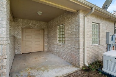 Welcome to 104 Peachtree Dr, a beautifully maintained single