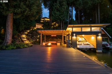 Lake living at its finest with Exceptional privacy. Welcome to - photo 1