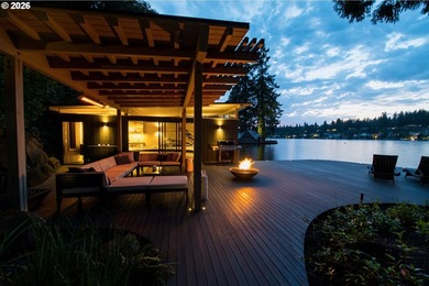 Lake living at its finest with Exceptional privacy. Welcome to - photo 2
