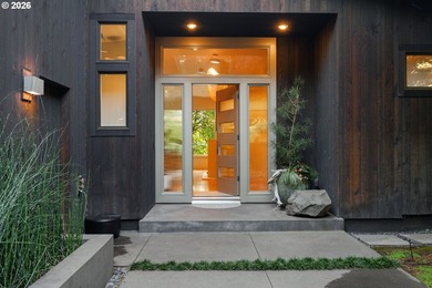 Lake living at its finest with Exceptional privacy. Welcome to - photo 5