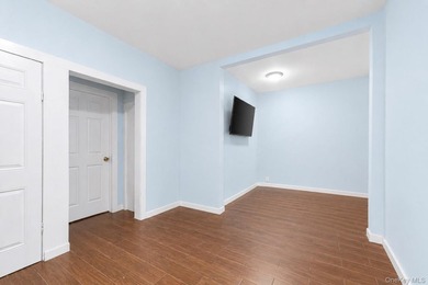Detached Bronx multifamily with oversized lot, parking, income - photo 6