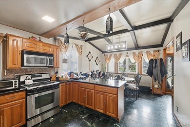 Come see this one of a kind home that sits on a huge 40x100 lot - photo 11