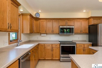 **SELLER OPEN TO OFFERING BUYER CONCESSION WITH AN ACCEPTABLE - photo 11
