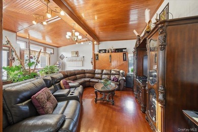 Come see this one of a kind home that sits on a huge 40x100 lot - photo 13