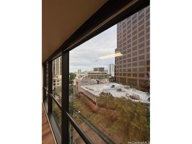 Versatile 1-Bedroom in the Heart of Downtown Honolulu. New - photo 5