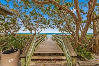 This exquisite, fully upgraded oceanfront residence is located - photo 37