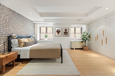 A Once-in-a-Generation Offering in the Historic Eagle Warehouse - photo 8