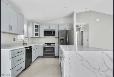 Welcome to this charming open living space! This home features 3 - photo 4