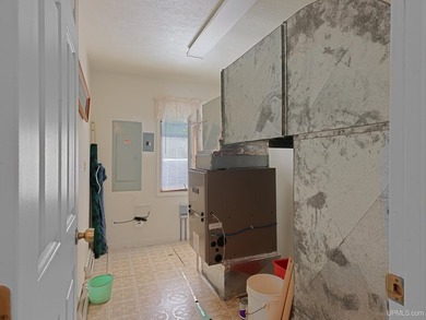 Privacy abounds on this exceptional 11+ acre property featuring - photo 22