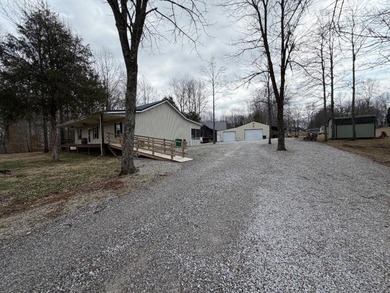 The perfect All-In-One Rough River Lake property