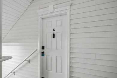 Welcome to this well-maintained and conveniently located - photo 7