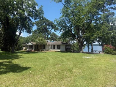 Lake Home For Sale in Eufaula, Alabama
