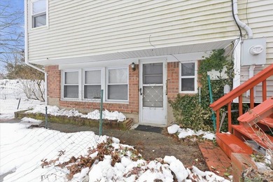 This Beautiful split sits on a .25 acres. It has a legal 1 - photo 15