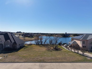 Discover the potential of 307 Golden Pond Drive, Cedar Hill, TX - photo 15